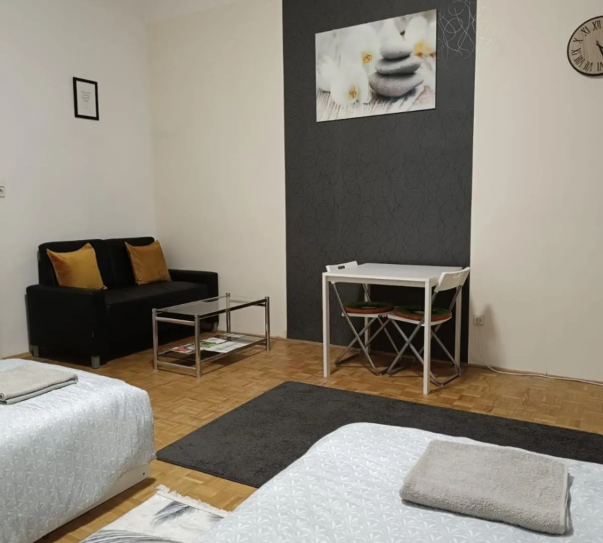 Wohnung In Der Naehe Wiener Stadthalle Und Zentrum 9 0*, 维也纳 奥地利